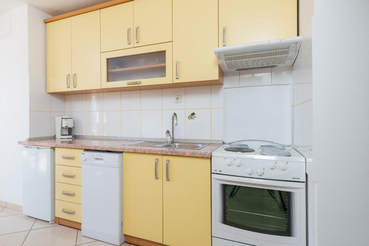 Apartments Nada 波尔 外观 照片