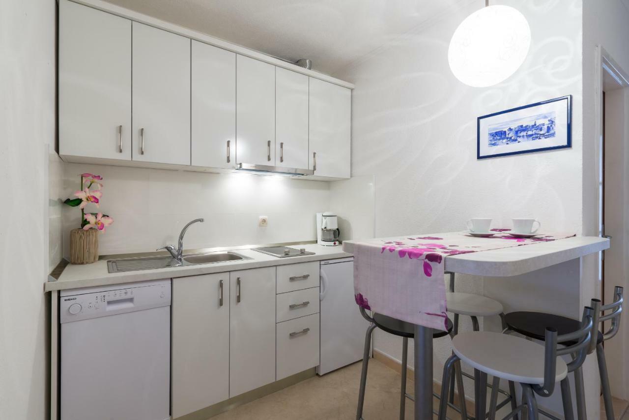 Apartments Nada 波尔 外观 照片