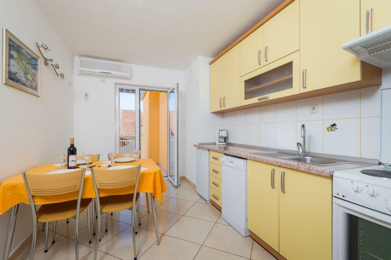 Apartments Nada 波尔 外观 照片