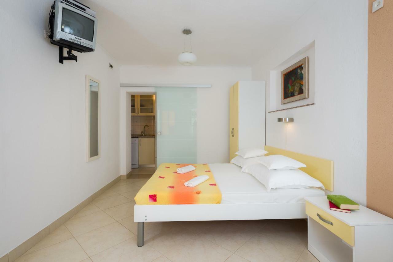 Apartments Nada 波尔 外观 照片